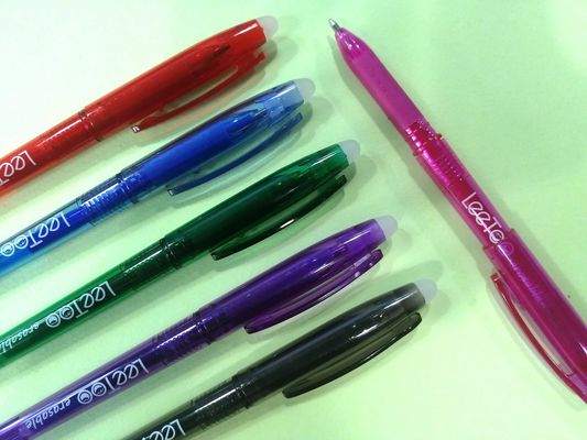 ODM 0.7 mm ปากกาเจลลบได้แรงเสียดทานหดได้